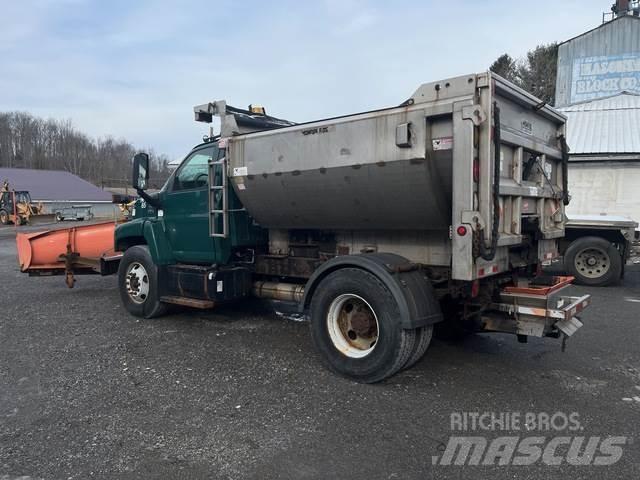 GMC C8500 Sneskovle og -plove