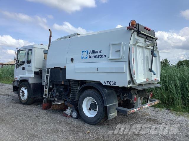 GMC T7F042 Fejebiler