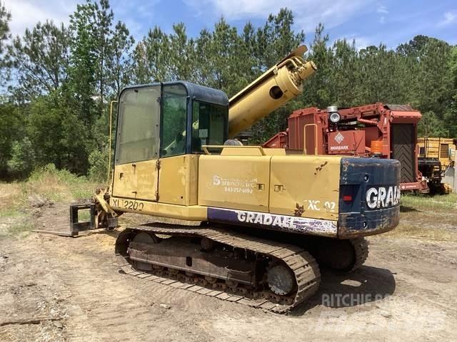 Gradall XL2200 Gravemaskiner på larvebånd