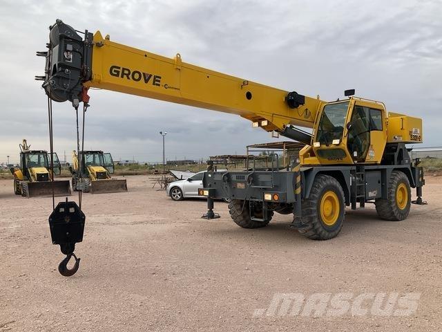 Grove RT530E-2 Kraner til hårdt terræn