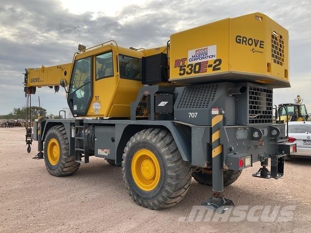 Grove RT530E-2 Kraner til hårdt terræn