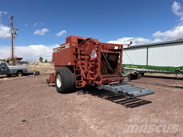 Hesston 4900 Pressere til firkantede baller