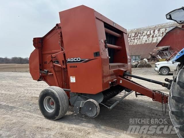 Hesston 5556A Rundballe-pressere