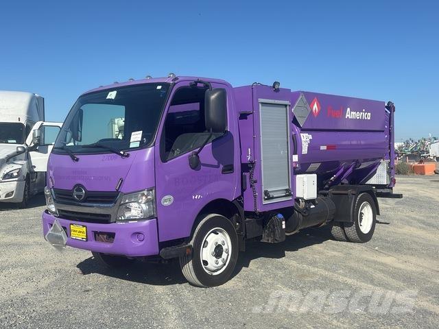 Hino 195 Tankbiler