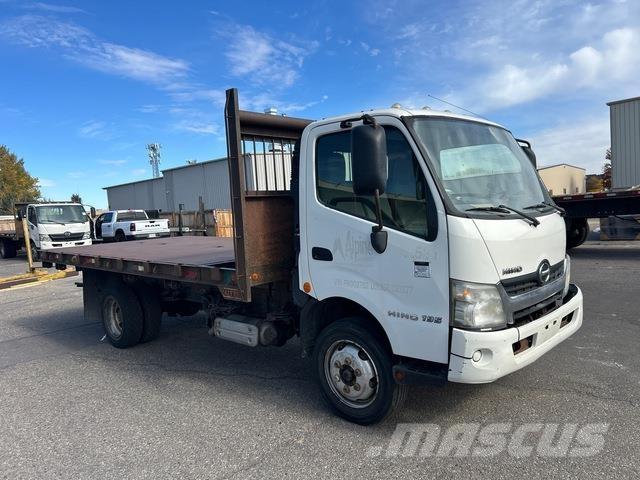 Hino 195 Lastbiler med tip