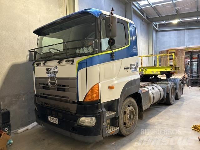 Hino 1ELPG-WPN Trækkere