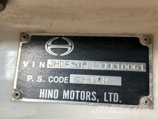 Hino 1ELPG-WPN Trækkere