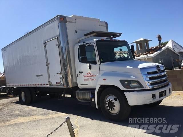 Hino 338 Fast kasse