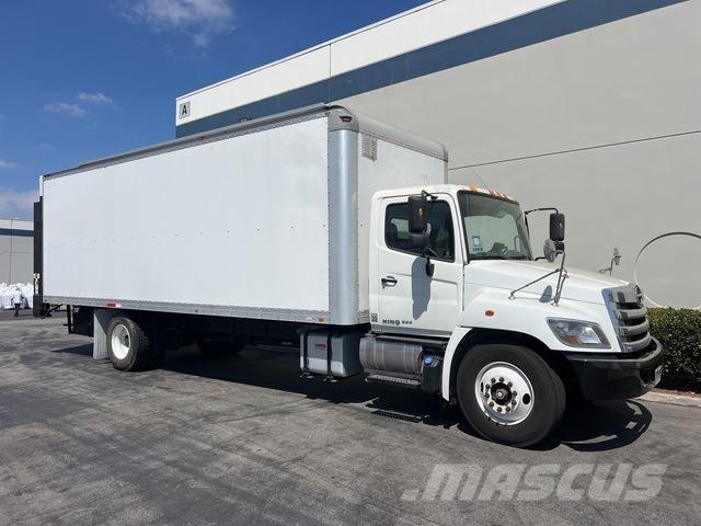 Hino 338 Fast kasse