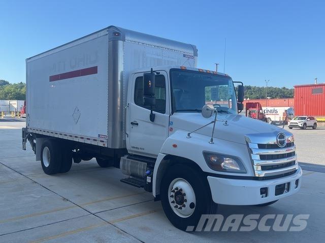 Hino 338 Fast kasse
