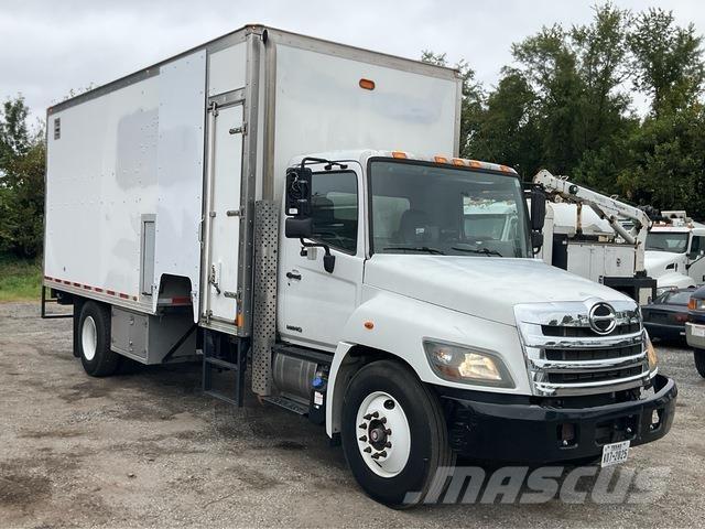 Hino 338 Renovationslastbiler