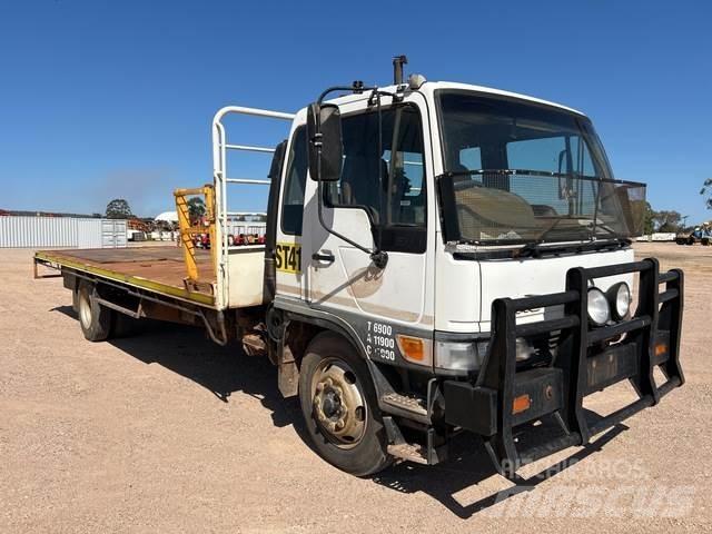 Hino GD1J Lastbil med lad/Flatbed
