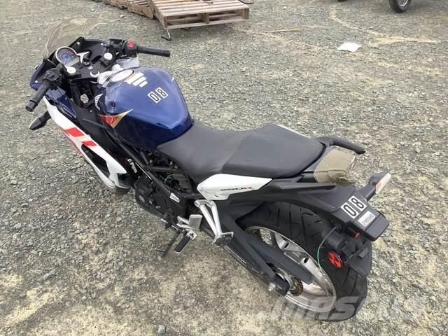 Honda CBR250R ATV'er