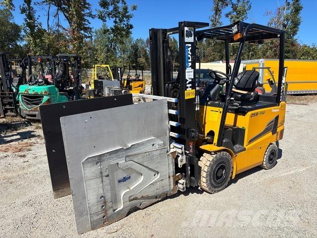 Hyundai 25B-9U El gaffeltrucks