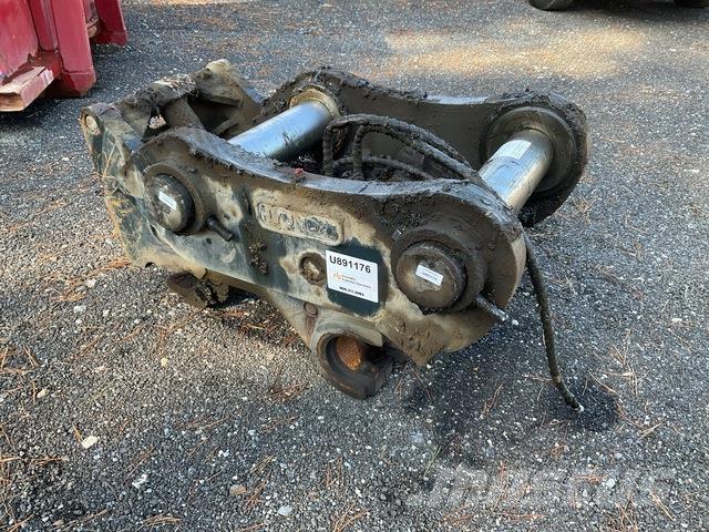 Hyundai EQD45 Gribere