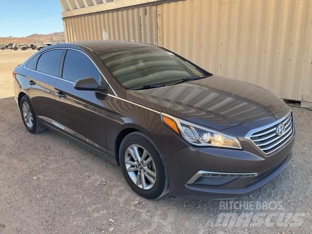 Hyundai Sonata Biler