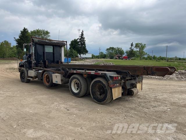 International  Skip loader