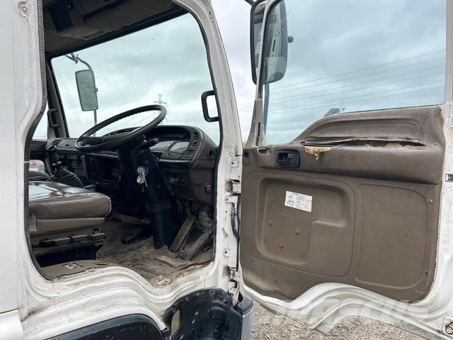 Isuzu Forward Tankvogne - vand