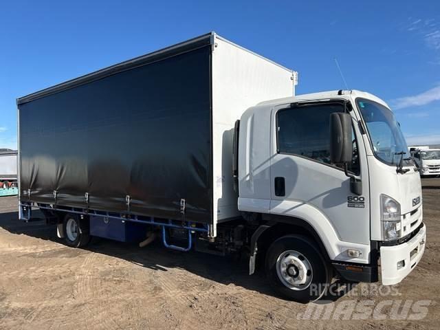 Isuzu FRR 600 Lastbil - Gardin