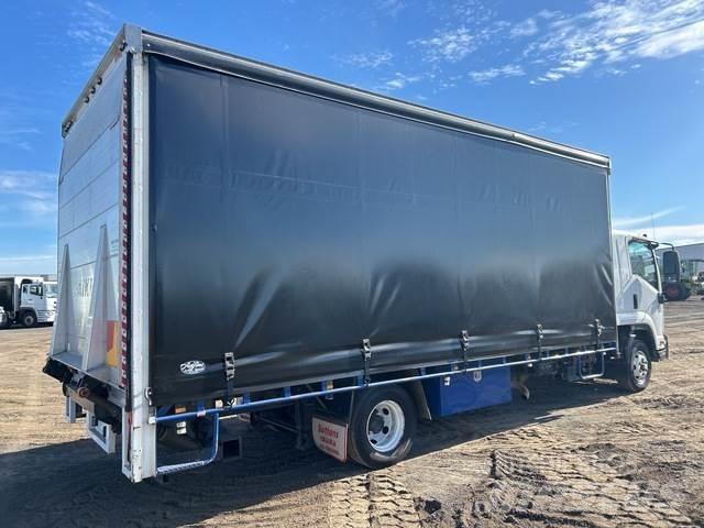 Isuzu FRR 600 Lastbil - Gardin