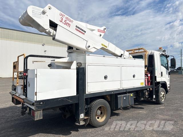 Isuzu FRR600 Lastbilmonterede lifte