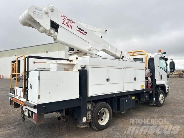 Isuzu FRR600 Lastbilmonterede lifte