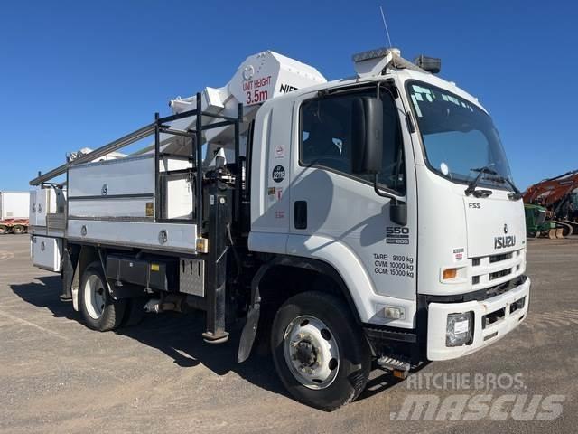Isuzu FSS550 Lastbilmonterede lifte