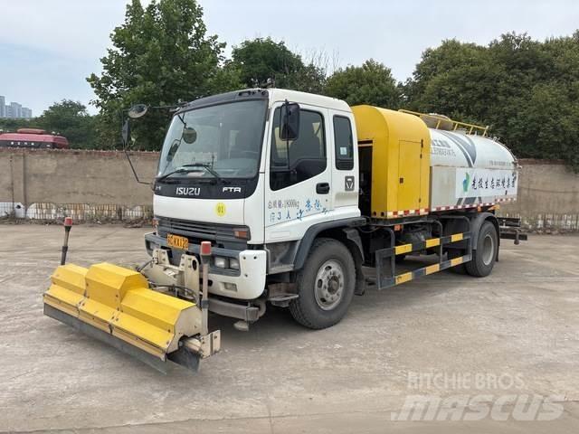 Isuzu FTR Entreprenør - Andet