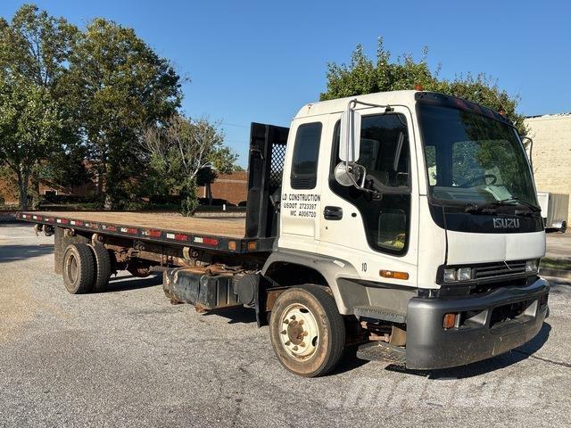 Isuzu FTR Lastbil med lad/Flatbed