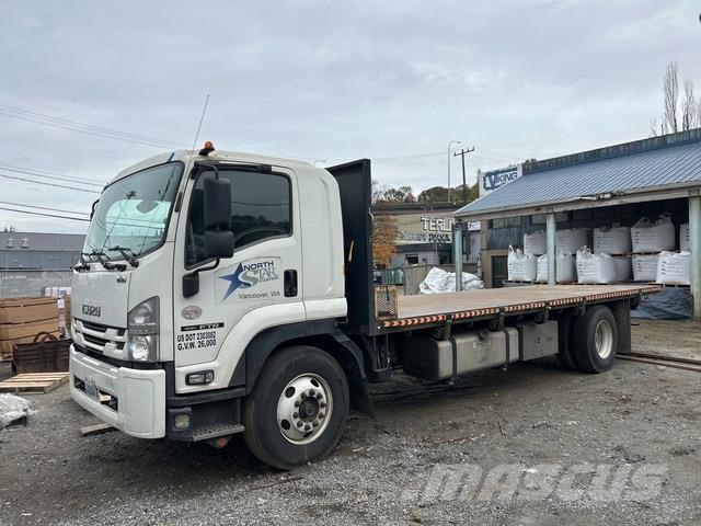 Isuzu FTR Lastbil med lad/Flatbed