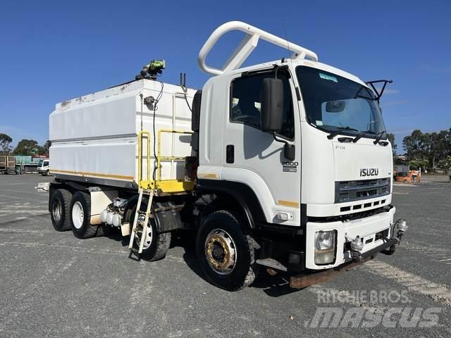 Isuzu FVH2000 Tankvogne - vand