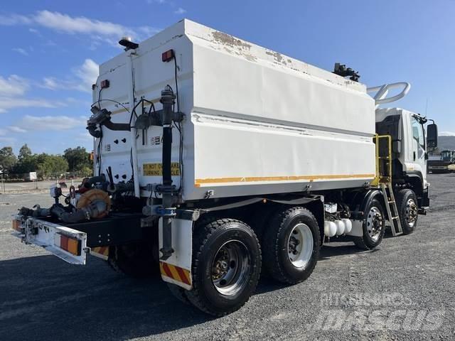 Isuzu FVH2000 Tankvogne - vand