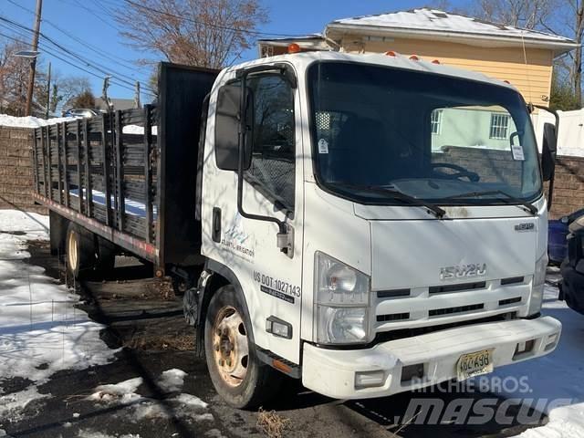 Isuzu NPR Lastbil med lad/Flatbed
