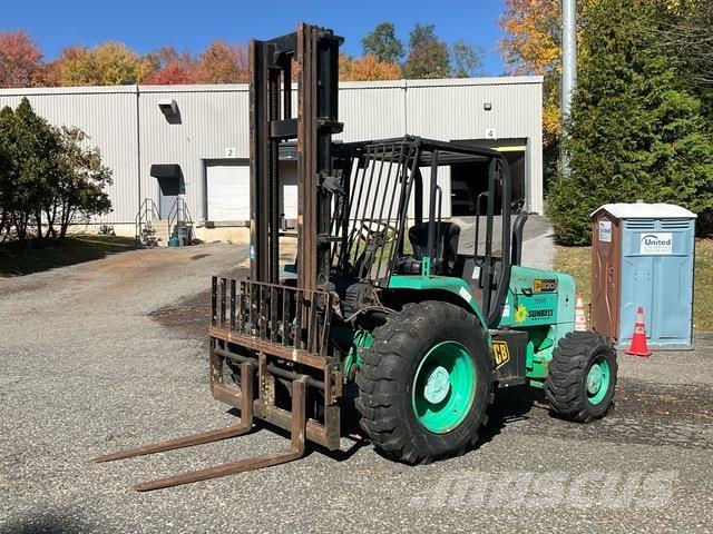 JCB 930 Terrængående gaffeltruck
