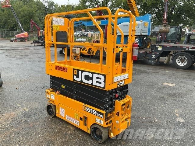 JCB S1930E Saxlifte