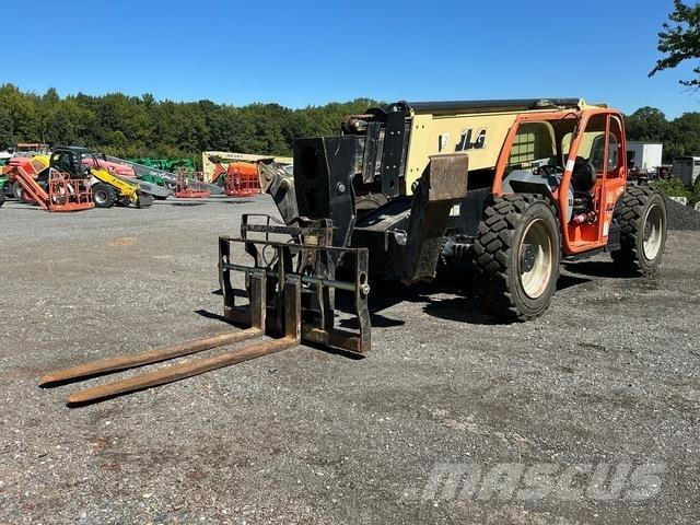 JLG 1055 Teleskoplæssere