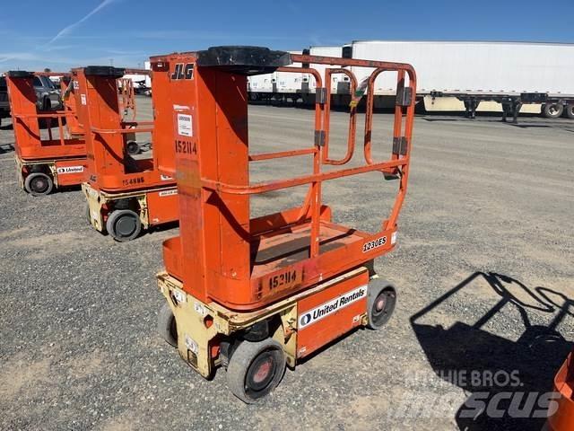 JLG 1230ES Søjlelifte