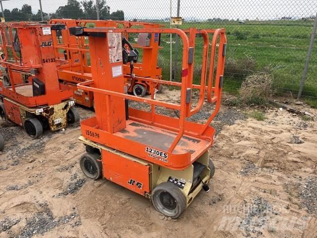 JLG 1230ES Søjlelifte