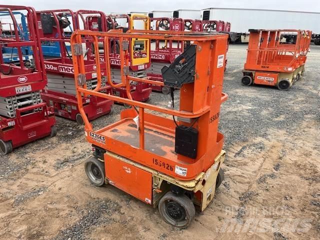 JLG 1230ES Søjlelifte