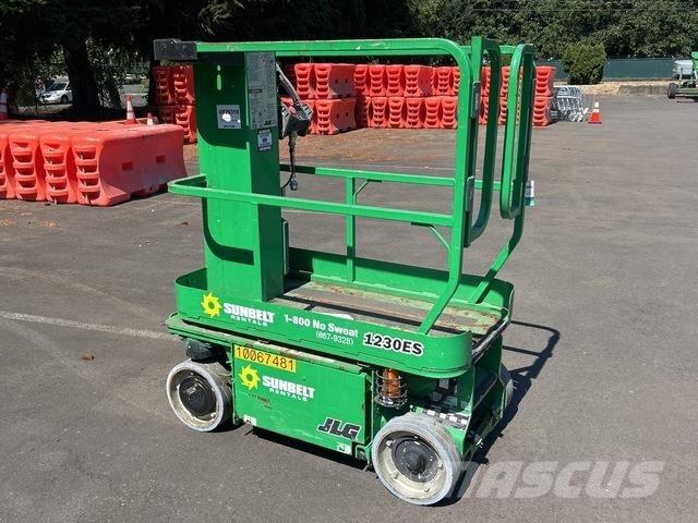 JLG 1230ES Søjlelifte