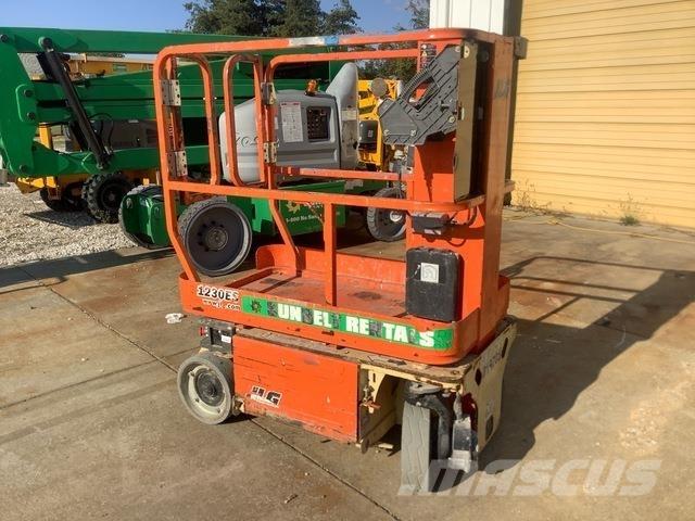 JLG 1230ES Søjlelifte