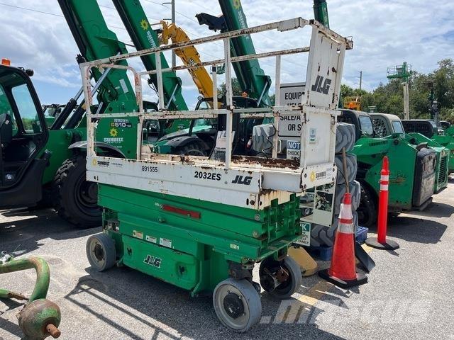 JLG 2032ES Saxlifte