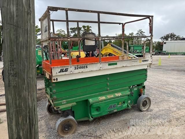 JLG 3246ES Saxlifte