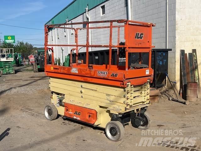JLG 3246ES Saxlifte