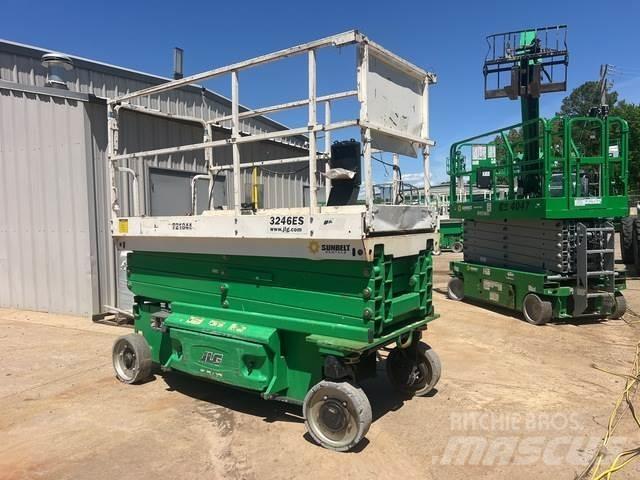 JLG 3246ES Saxlifte