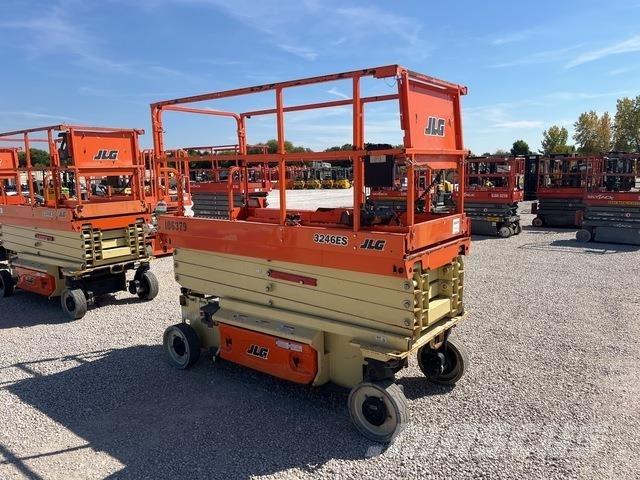JLG 3246ES Saxlifte