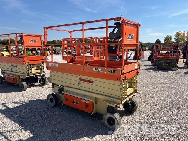 JLG 3246ES Saxlifte