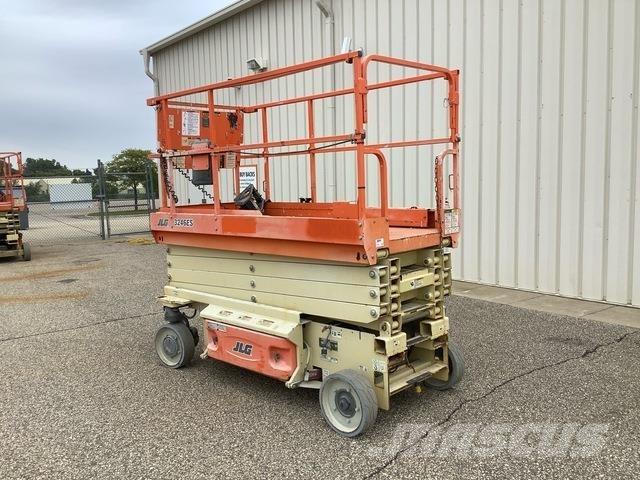 JLG 3246ES Saxlifte