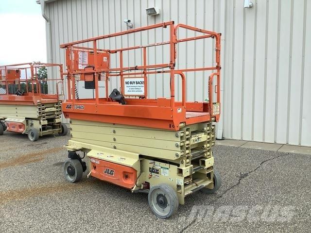 JLG 3246ES Saxlifte