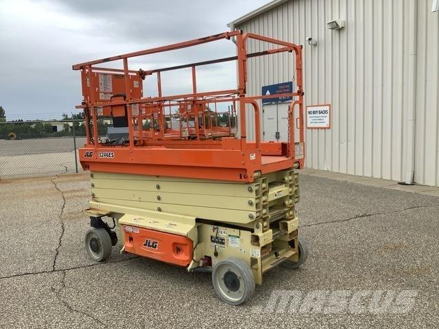 JLG 3246ES Saxlifte
